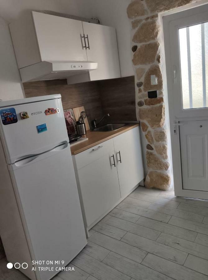 Malvina Rooms Kallithea  Luaran gambar
